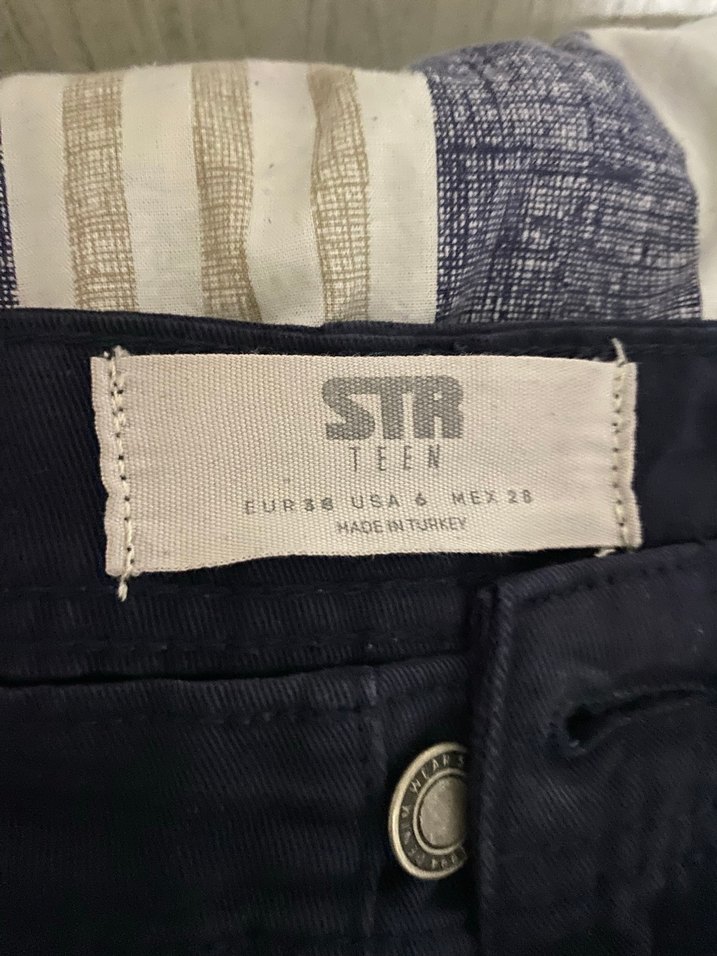 Kemer Detaylı Lacivert Kadın Denim Pantolon - Görsel 2