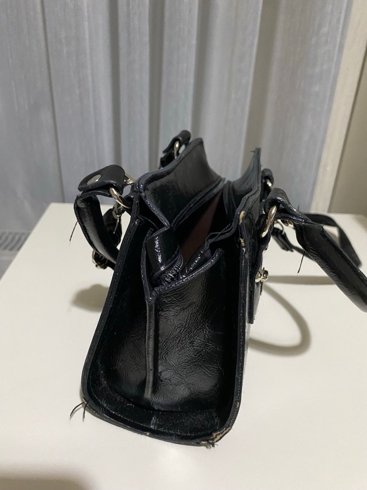 Siyah Deri Tokalı Rock Punk Kadın Çanta - Görsel 2