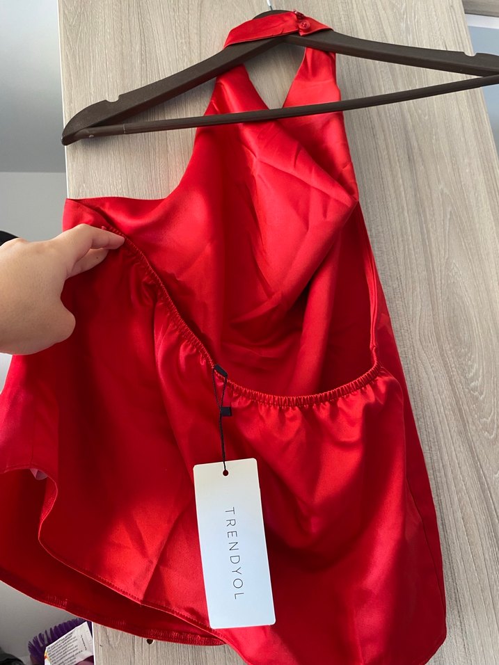Kırmızı saten bluz - Görsel 2