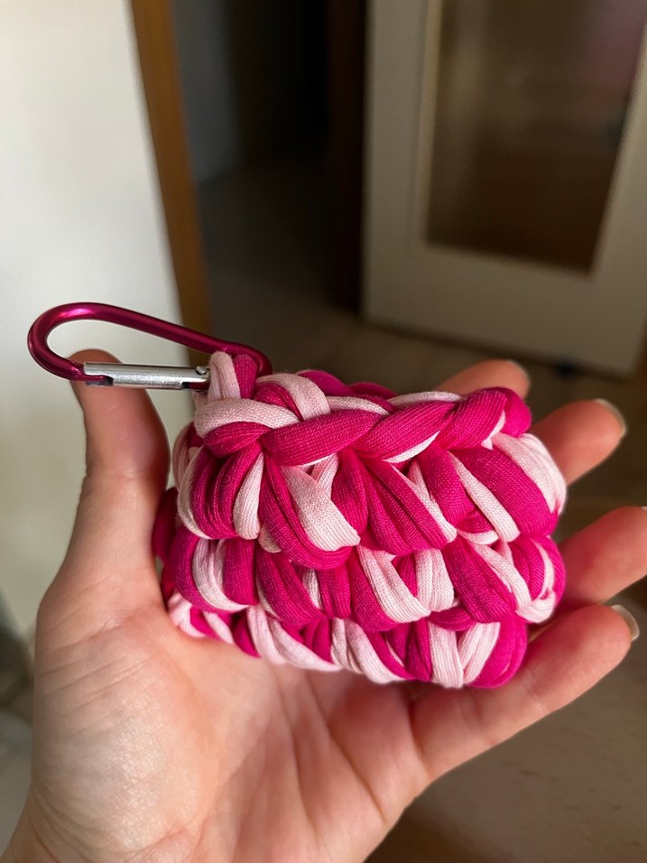 Pembe Elastik Kadın Anahtarlık AirPods kılıf - Görsel 2