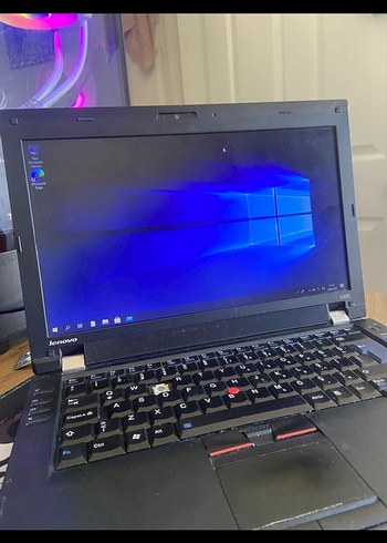 Lenovo Dizüstü Bilgisayar