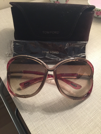Tom ford a