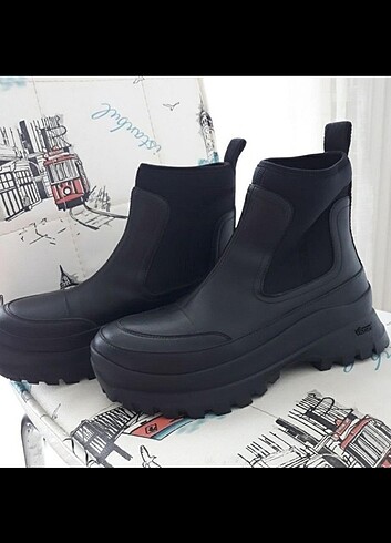 Stella McCartney STELLA McCartney Unisex Bot