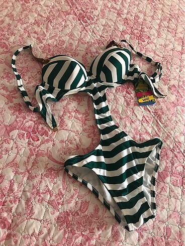 Mayo bikini