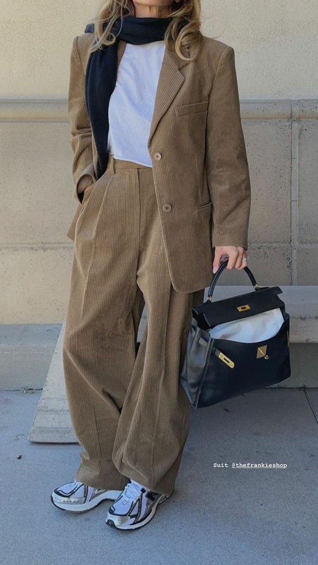 Kadın kadife Camel Renk Midi Boy Rahat Kesim Pantolon - Görsel 2