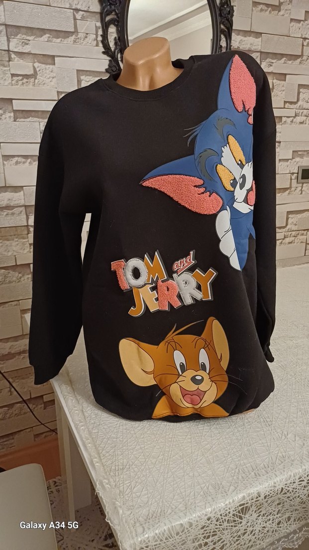 Sokak Stili Siyah Kedi Kıyafeti, Kürklü Detaylı - Görsel 2