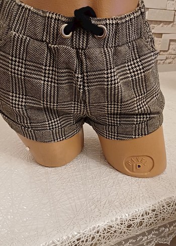 Gri Ekose Desenli Bağcıklı Mini Şort