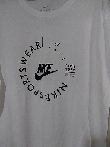 Nike Nike unisex oversize tshirt