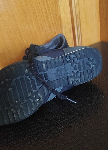 37 Beden gri Renk Converse ayakkabı