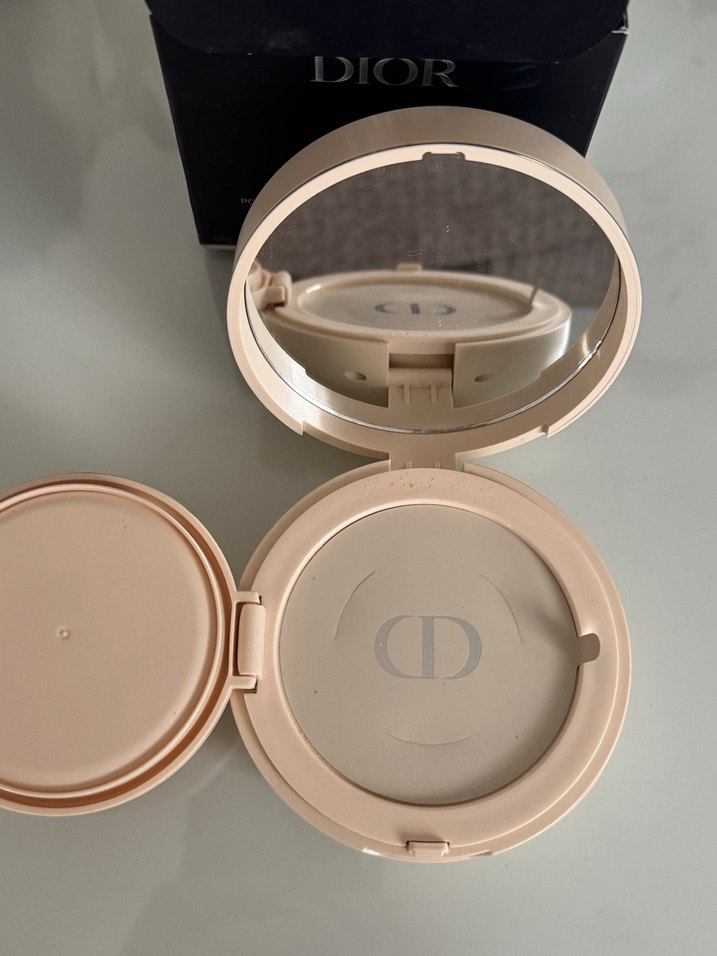 Dior Diorskin Forever Cushion Pudra 010 - Görsel 2