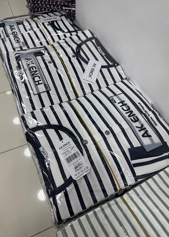 Siyah Çizgili Kadın Düğmeli Hırka görünümlü bluz - Görsel 3