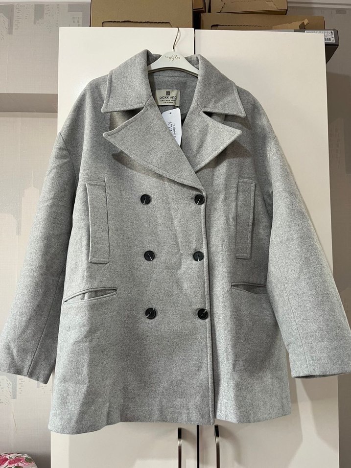 Çift Düğmeli Gri Kaban - Görsel 3