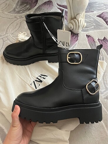Zara bot