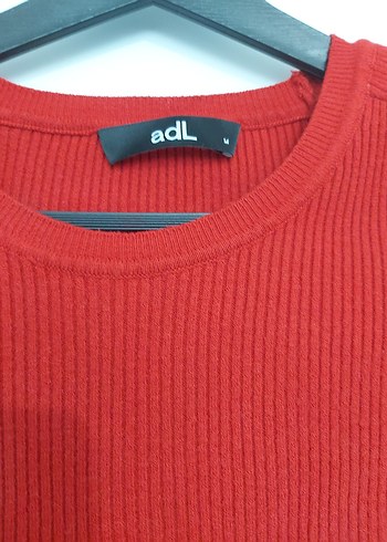 ADL Düğmeli Kırmızı Kısa Kollu Kadın Kazak - Görsel 2