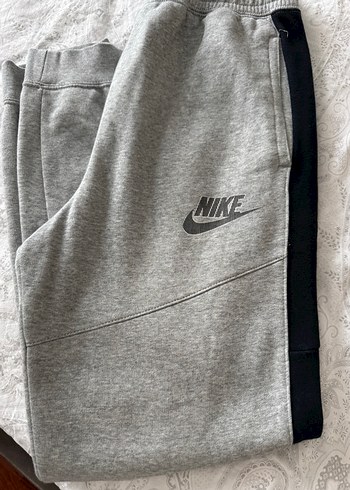11-12 Yaş Beden Nike Gri tertemiz yeni ayarında