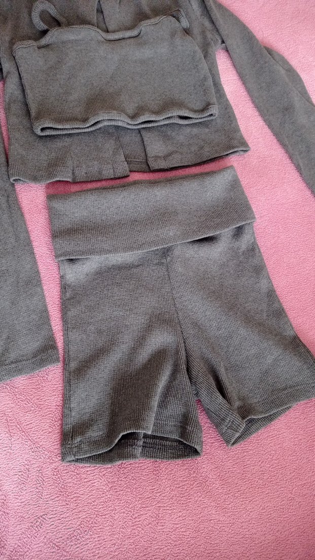 3 lü Takım şort crop hırka - Görsel 3