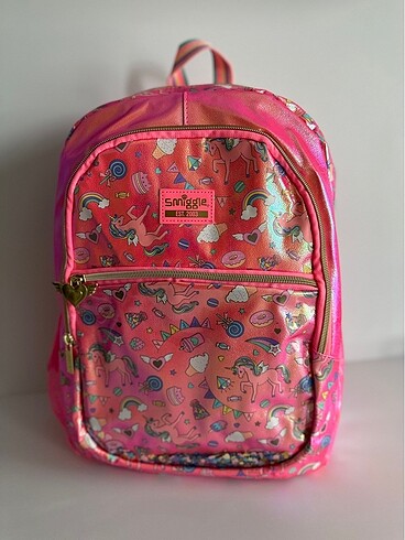 Smiggle okul çantası