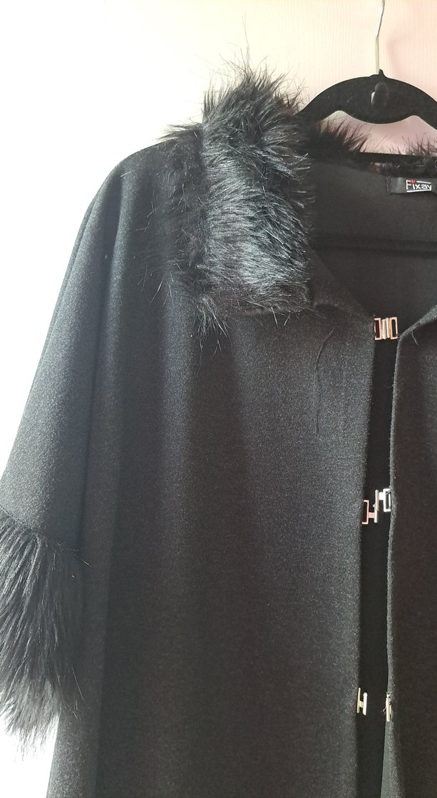 Siyah Kürklü Midi Kadın Kaban - Görsel 2