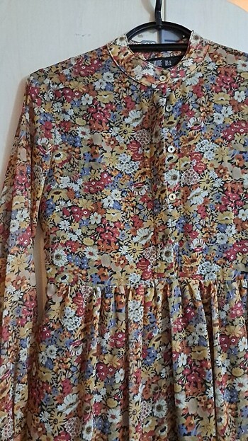 Çiçekli elbise - Görsel 2
