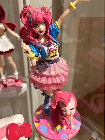Pinkie pie anime figürü