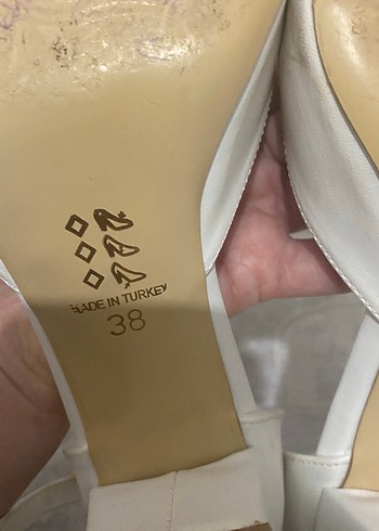 BOZOK Beyaz Kadın Topuklu Ayakkabı - Görsel 4