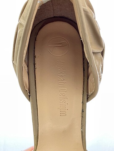 39 Beden camel Renk Diğer Stiletto %70 İndirimli.