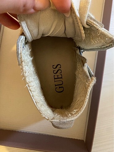 37 Beden Guess Kışlık Ayakkabı