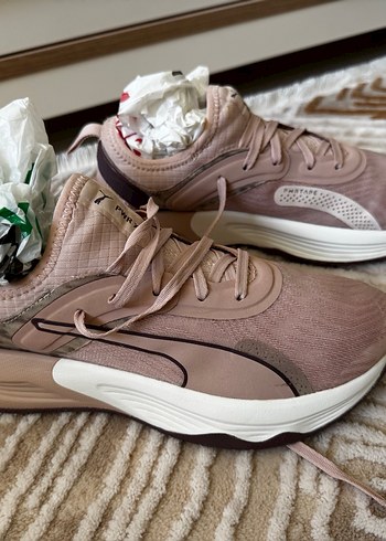Puma pudra spor ayakkabısı