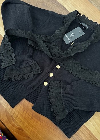 Düğmeli Siyah Dantelli Kadın Hırka - Görsel 5