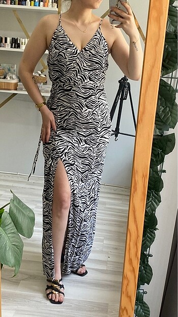 H&M zebra desenli uzun elbise