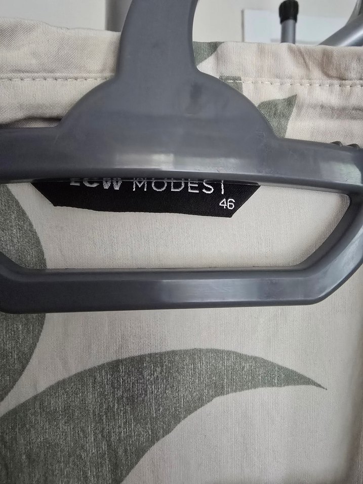 Uzun Kollu Bol Kesim Kadın Tunik Tesettür - Görsel 3