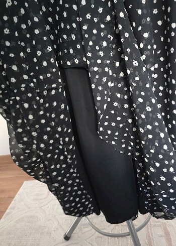 LC Waikiki Siyah Puantiyeli Uzun Kollu Elbise - Görsel 5