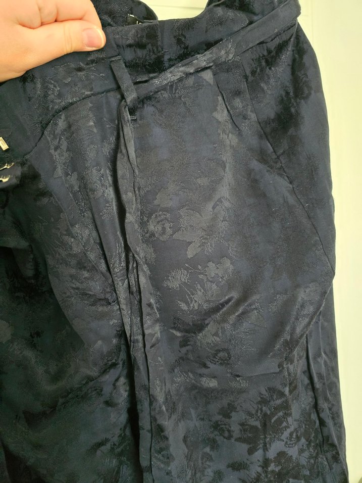 Koyu Lacivert Bol Kesim Kemerli Kadın Kumaş Pantolon - Görsel 3