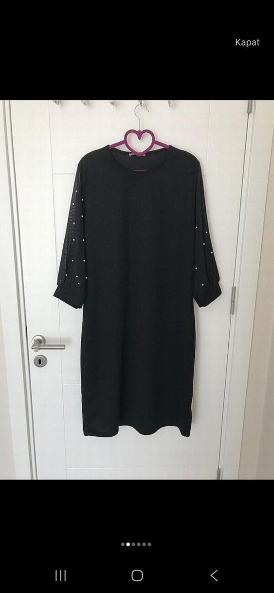 İnci Detaylı Siyah Midi Elbise - Görsel 2