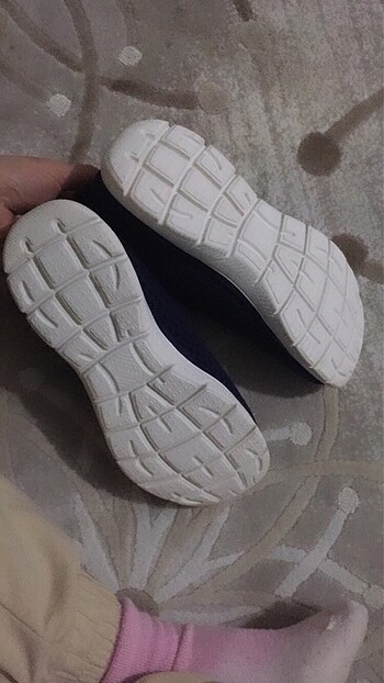 38 Beden lacivert Renk Skechers ayakkabı