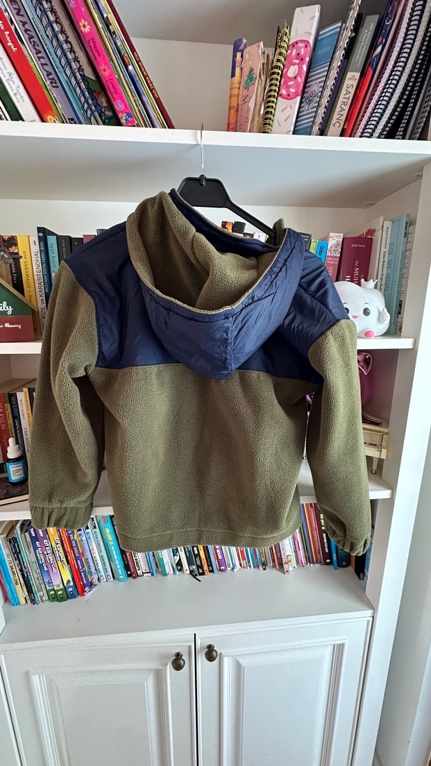 Haki Yeşil Erkek Çocuk Düğmeli Yüksek Yakalı Sweatshirt - Görsel 2