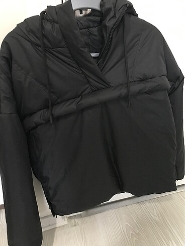 Oversize kanguru siyah şişme mont