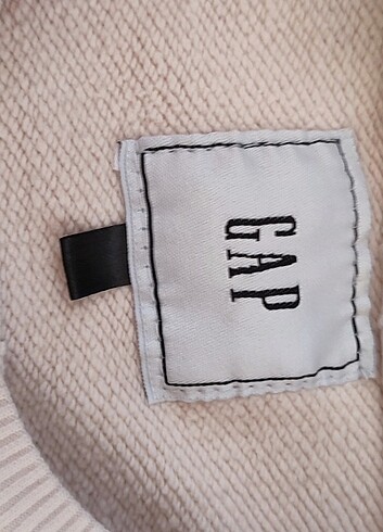 Gap Sweatshirt