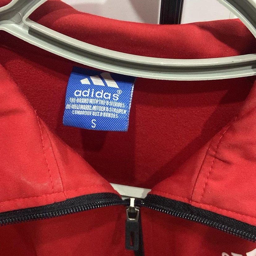 Adidas Orjinal Kırmızı Fermuarlı Kadın Ceket - Görsel 2