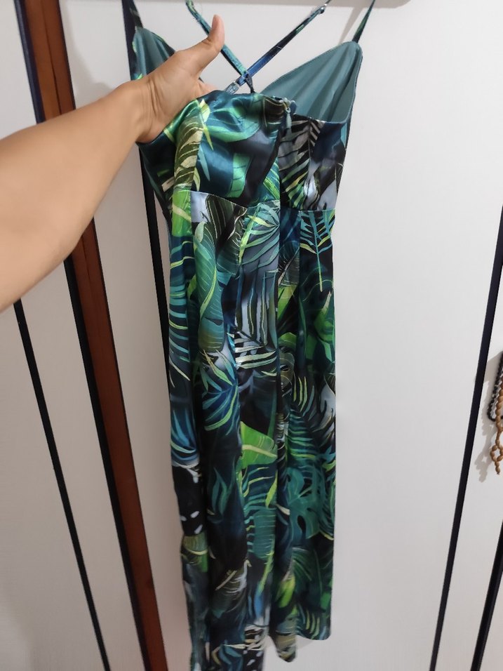 Yeşil Yaprak Desenli Uzun Askılı Elbise - Görsel 2