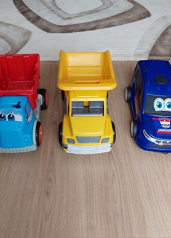 Toplu oyuncak araba 