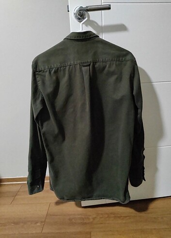 s Beden Pull&bear haki rengi s beden erkek gömlek