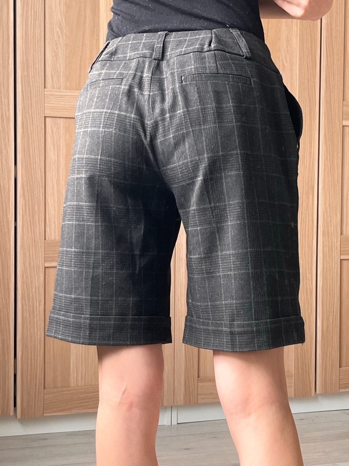 Gri Midi Bermuda Şort - Görsel 3