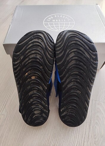 27 Beden Nike Sandalet