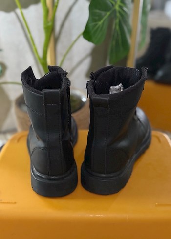 32 Beden siyah Renk Siyah çocuk bot
