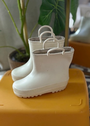 LC Waikiki Çocuk Çizme