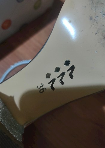 Gümüş simli topuklu ayakkabı - Görsel 6