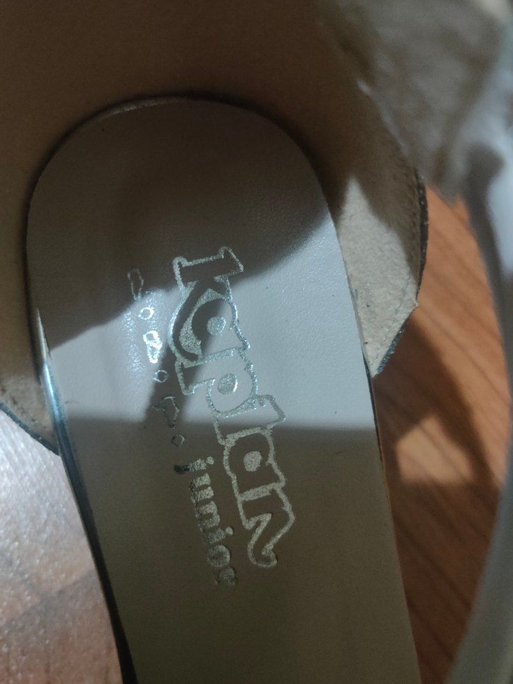 Gümüş simli topuklu ayakkabı - Görsel 5