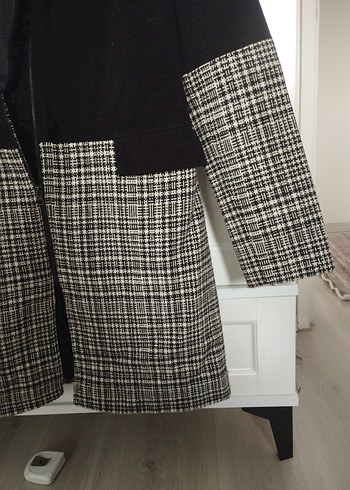 Adil ışık i Siyah Kareli Kısa Kadın Kaban - Görsel 3