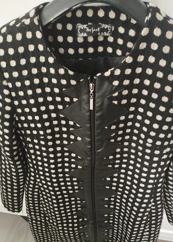 Siyah Desenli Kadın Fermuarlı Kaban - Görsel 2